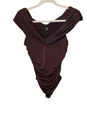 EXPRESS Body Contour Off Shoulder Ruched Bodysuit Purple Size Medium NWT